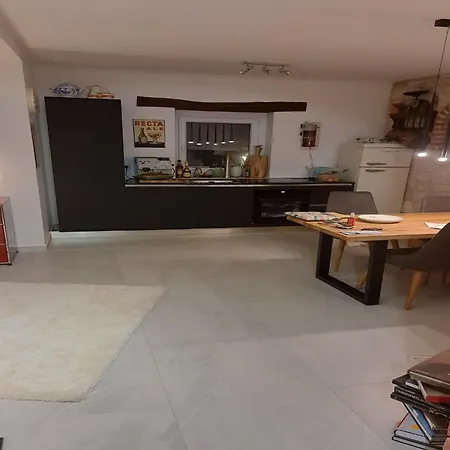 Casa vacanze Beautiful Near The Sea Tar-Vabriga