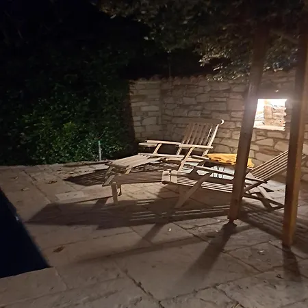 בית נופש Croatian Family Pool House Near Sea Tar-Vabriga